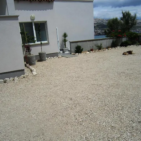 Apartment Veronika 1 Pag Town