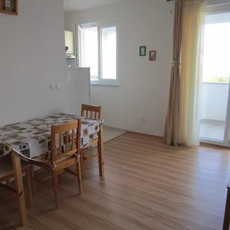 Veronika 1 Apartment Pag Town